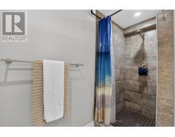 103 UNION AVENUE - 34