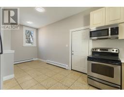 79 BEACONSFIELD AVENUE - 31