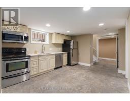 79 BEACONSFIELD AVENUE - 43