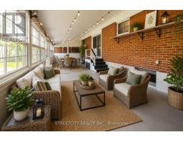 174 MYRTLE STREET - 6
