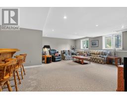 109 SALISBURY DRIVE - 32