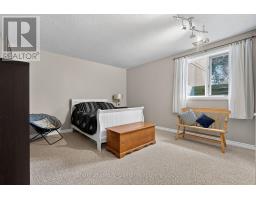 109 SALISBURY DRIVE - 38