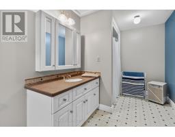 109 SALISBURY DRIVE - 40