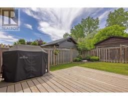 1981 ROLLINGACRES DRIVE - 40