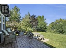 3692 BEVERLY GLEN - 31