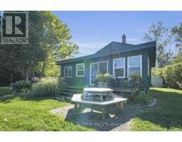 3692 BEVERLY GLEN - 32