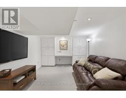 176 DEARBORN AVENUE - 25