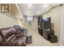2 STONEYCREEK CRESCENT - 25