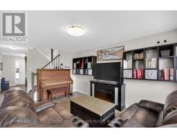 17 BRIDLE PATH - 14