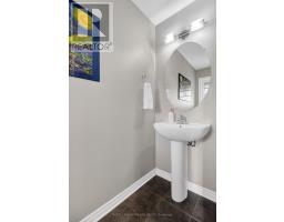17 BRIDLE PATH - 39
