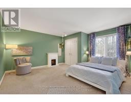 712 RIVERSIDE DRIVE - 22