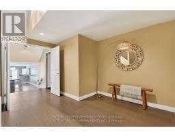 712 RIVERSIDE DRIVE - 33