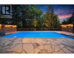 712 RIVERSIDE DRIVE - 4