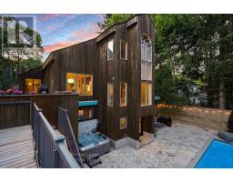 712 RIVERSIDE DRIVE - 41