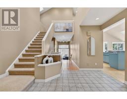 712 RIVERSIDE DRIVE - 9