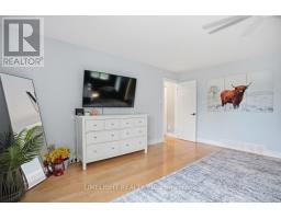16 LINDBROOK COURT - 18