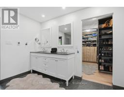 16 LINDBROOK COURT - 21