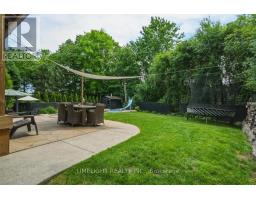 16 LINDBROOK COURT - 37