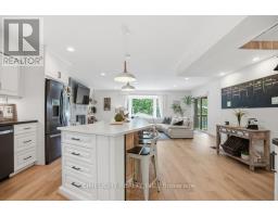 16 LINDBROOK COURT - 8