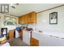 2873 EIGHTH AVENUE - 42