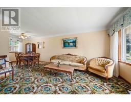 660 GORDON AVENUE - 19