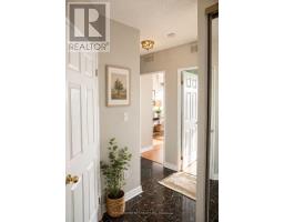 602 - 744 WONDERLAND ROAD S - 7
