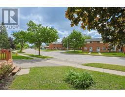 208 ADMIRAL DRIVE - 35