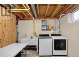 279 FOREST AVENUE - 40