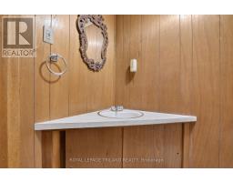 279 FOREST AVENUE - 42