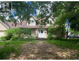 212 CHESHAM PLACE - 2