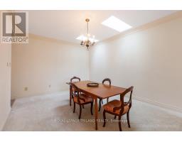 24 - 1040 RIVERSIDE DRIVE - 17