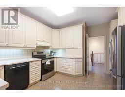 24 - 1040 RIVERSIDE DRIVE - 20