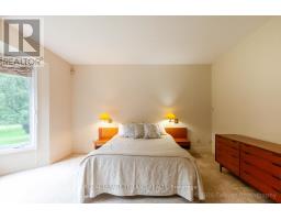 24 - 1040 RIVERSIDE DRIVE - 26
