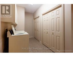 24 - 1040 RIVERSIDE DRIVE - 35