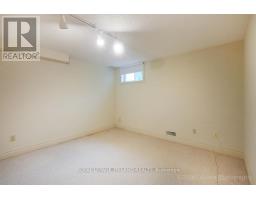 24 - 1040 RIVERSIDE DRIVE - 38