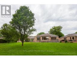 24 - 1040 RIVERSIDE DRIVE - 5