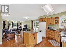 441 DRURY LANE - 14