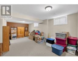 441 DRURY LANE - 32