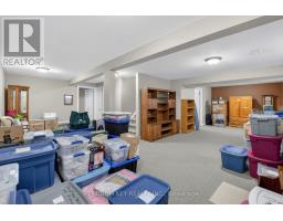 441 DRURY LANE - 37