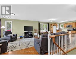441 DRURY LANE - 4
