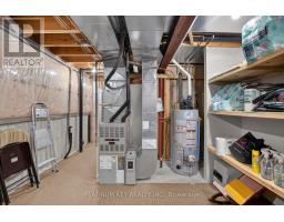 441 DRURY LANE - 40