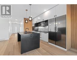 592 ALBERT STREET - 14