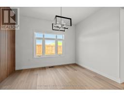 592 ALBERT STREET - 16