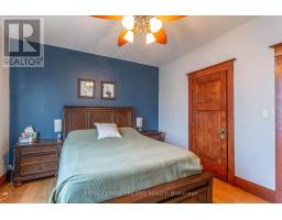 415 MAIN STREET E - 14