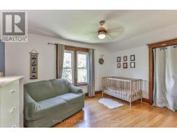 415 MAIN STREET E - 18