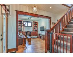 415 MAIN STREET E - 4
