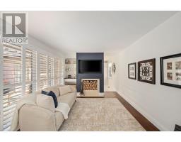 43 COMPTON CRESCENT - 11