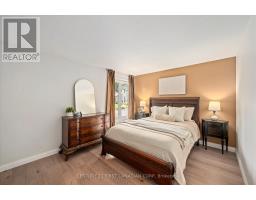 43 COMPTON CRESCENT - 27
