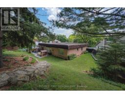 43 COMPTON CRESCENT - 40