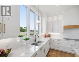 852 EAGLETRACE DRIVE - 18
